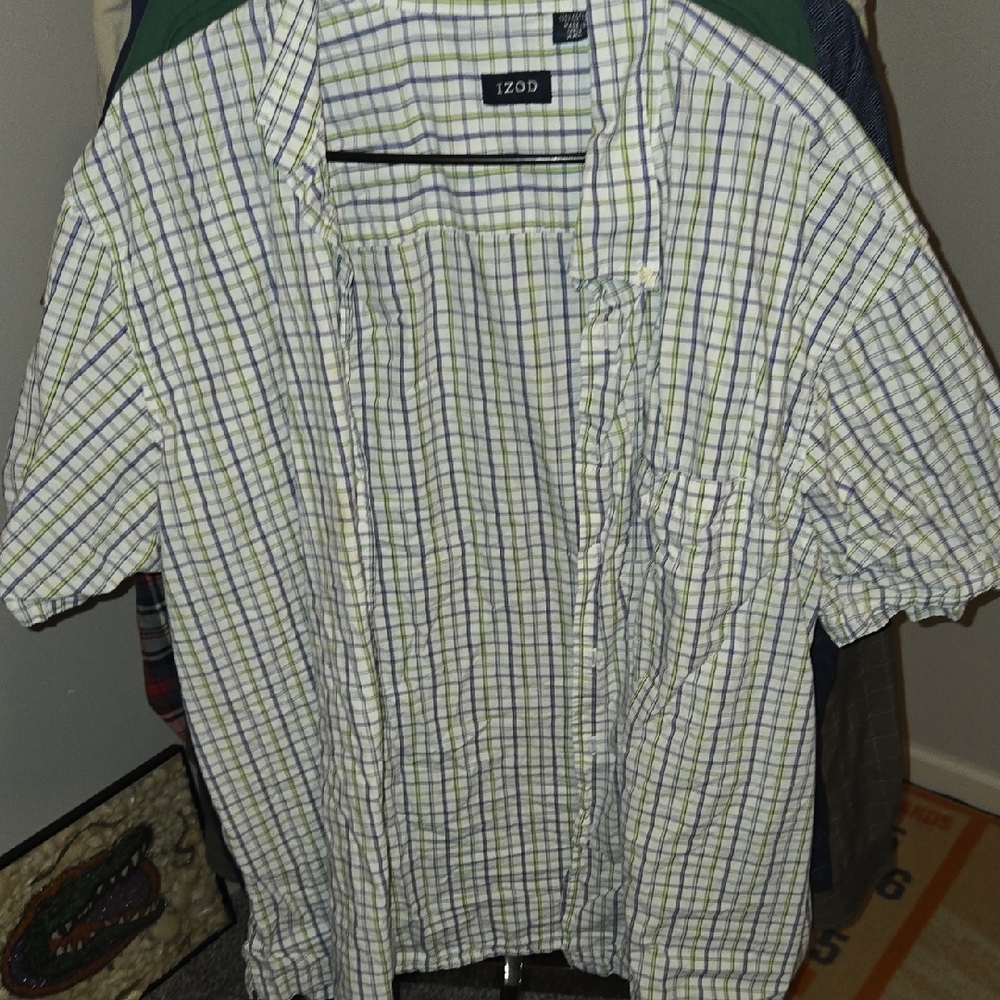 Izod Men's Green and White Plaid Shirt
